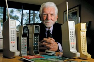 Martin Cooper invented the mobile phone